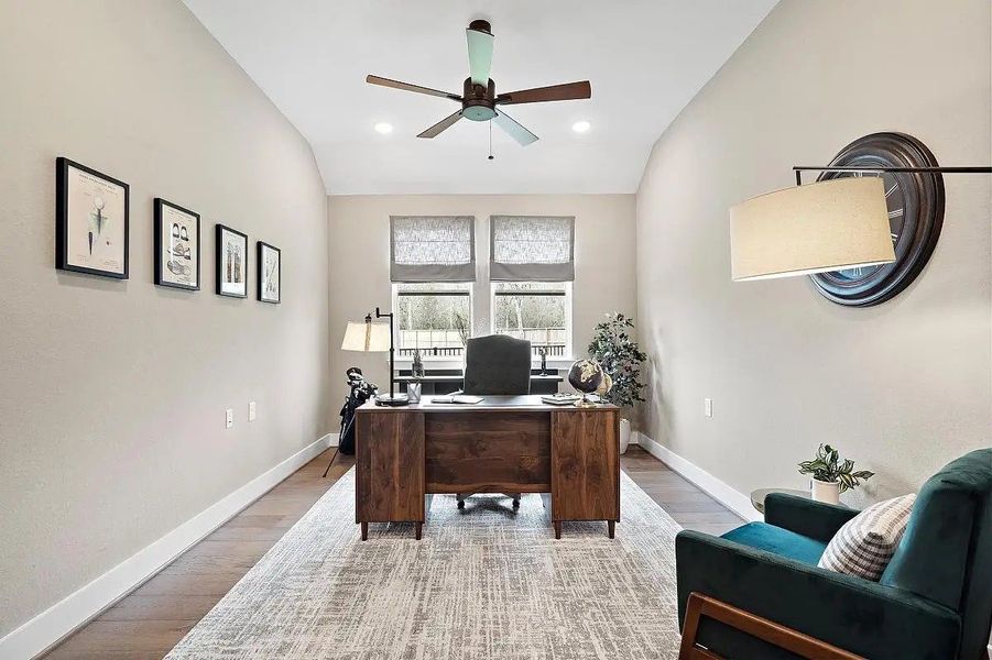 Furnished interior view inside a new home in Chambers Creek, Willis (Image 12).