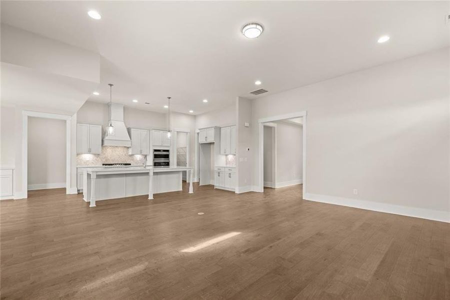 Spacious, unfurnished interior of a new home in Soleil Summit Chase, Snellville (Image 40).