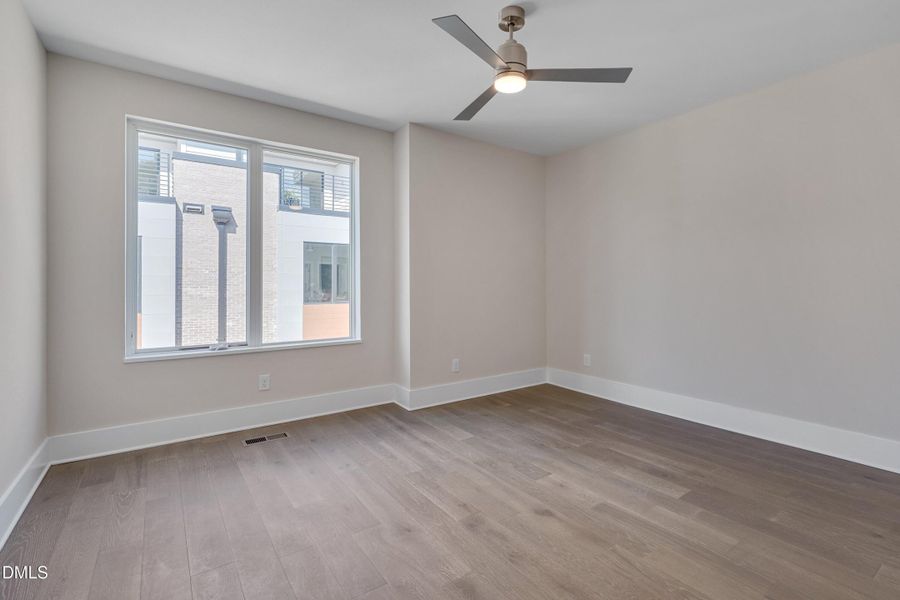 035-Terraces April -35