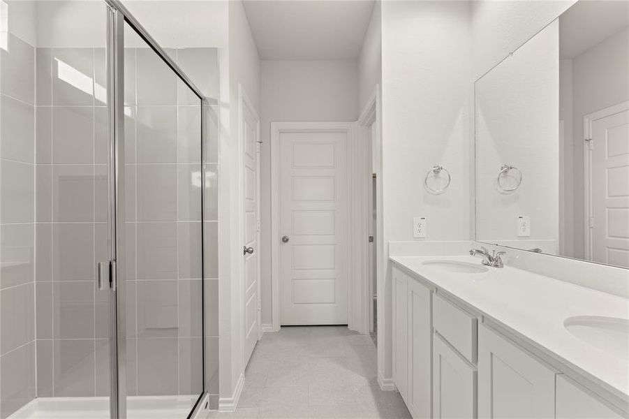 16. 3116 Yellow Pine - Bath 16. 3116 Yellow Pine - Bath