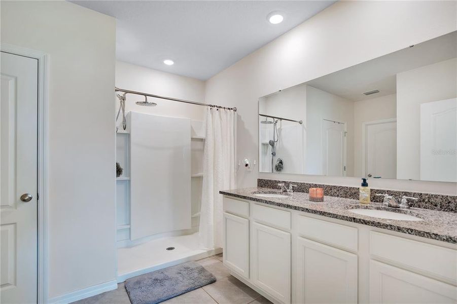 Furnished interior view inside a new home in , Sanford (Image 34).