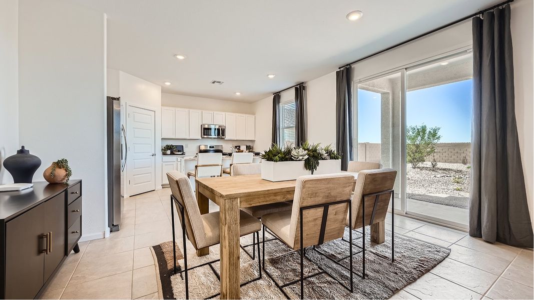 4049 Avery Dining 1of2 F1
