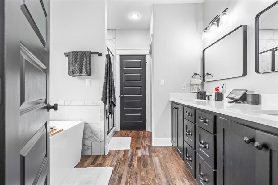 Primary Ensuite with Separate Shower and Walk in Closet