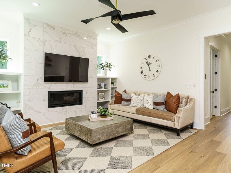 010-1280x960-living-room 010-1280x960-living-room