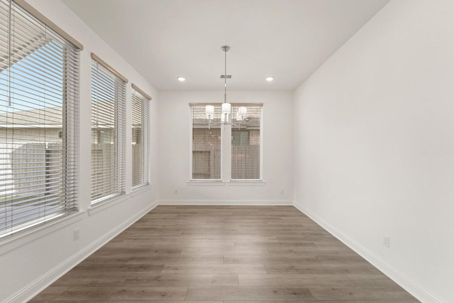 Spacious, unfurnished interior of a new home in The Highlands - 65', Porter (Image 33).