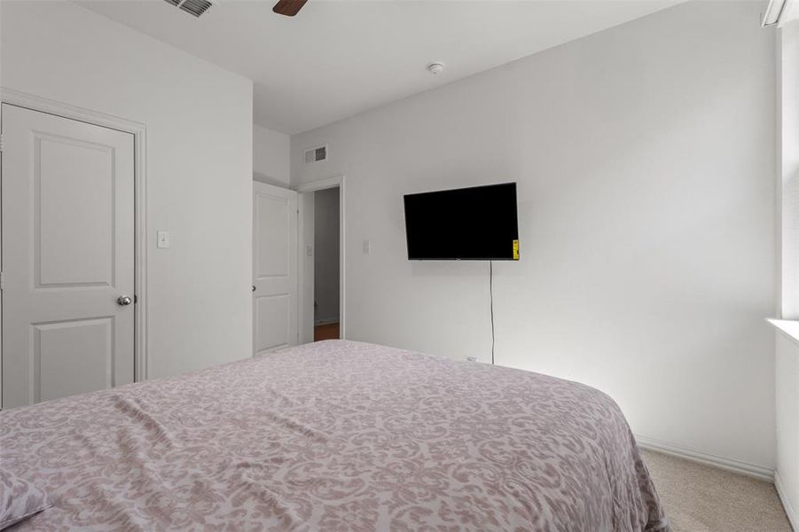 Furnished interior view inside a new home in Bridgewater, Princeton (Image 19).