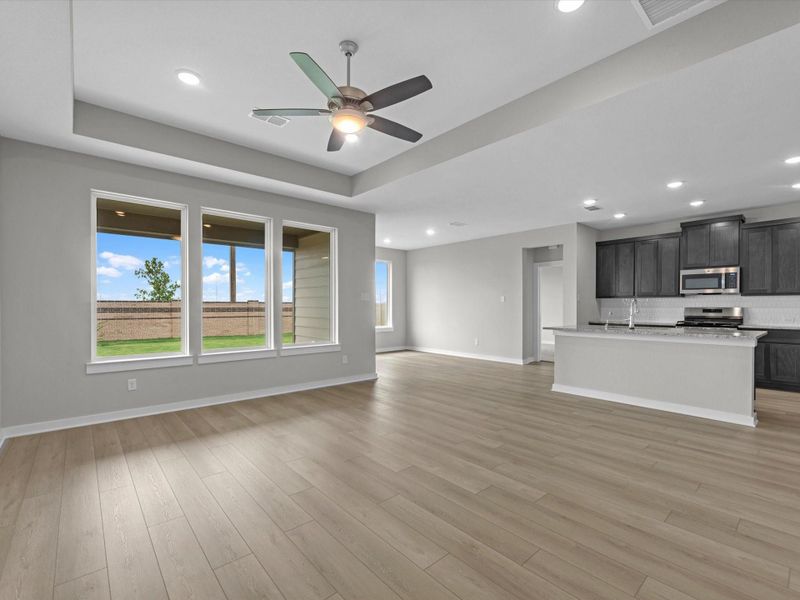 Spacious, unfurnished interior of a new home in Mason Woods, Cypress (Image 11).