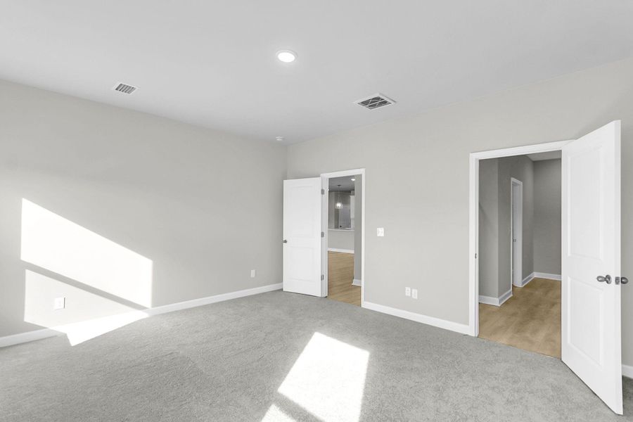 Spacious, unfurnished interior of a new home in , Summerville (Image 35). Spacious, unfurnished interior of a new home in , Summerville (Image 35).