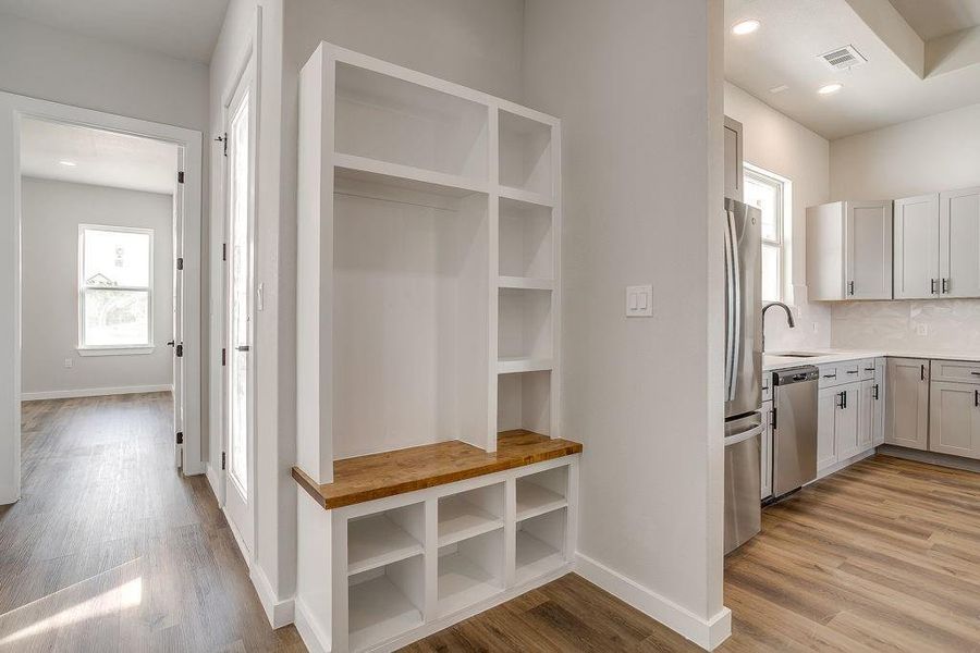 Furnished interior view inside a new home in , Glen Rose (Image 9).