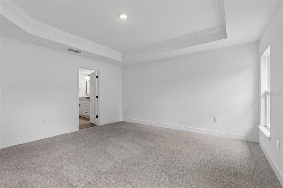 Spacious, unfurnished interior of a new home in Abbey Glen, Dade City (Image 57).