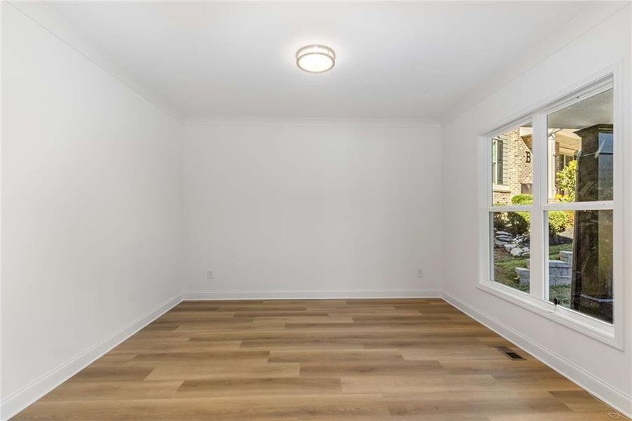 Spacious, unfurnished interior of a new home in , Gainesville (Image 32).