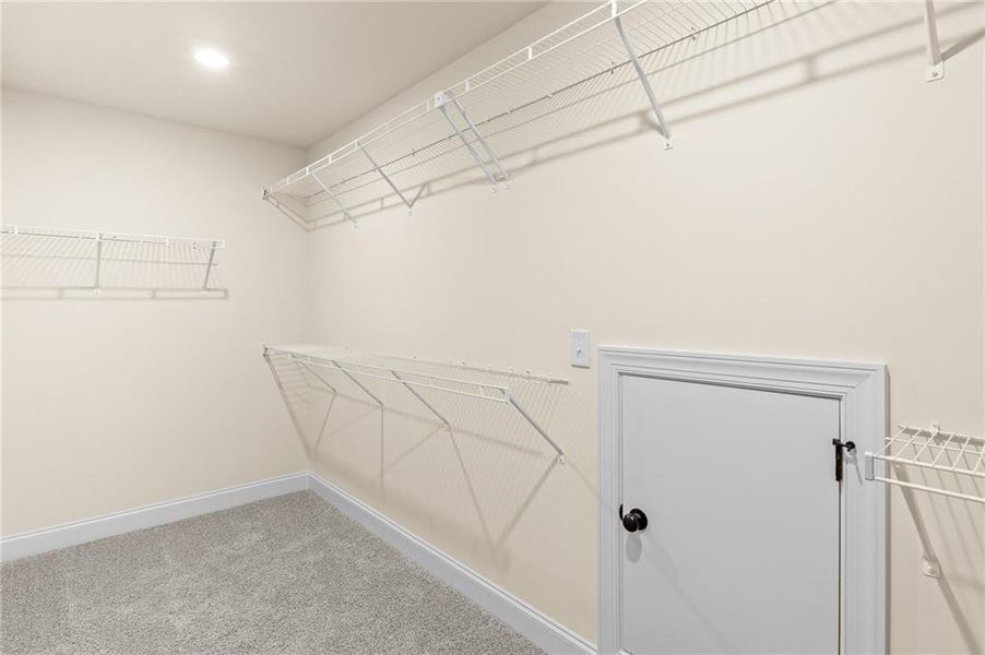 Spacious, unfurnished interior of a new home in Red Oak Ridge, Loganville (Image 14).