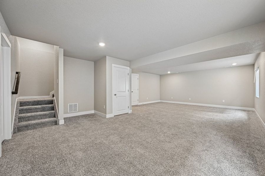 Spacious, unfurnished interior of a new home in Ridge at Lorson Ranch, Colorado Springs (Image 49). Spacious, unfurnished interior of a new home in Ridge at Lorson Ranch, Colorado Springs (Image 49).