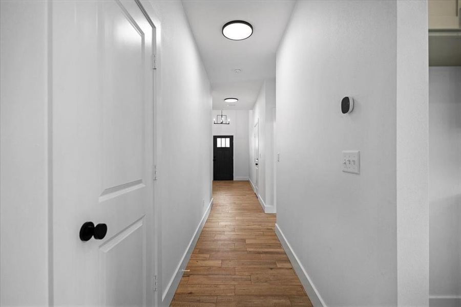 Spacious, unfurnished interior of a new home in , Lindale (Image 17).