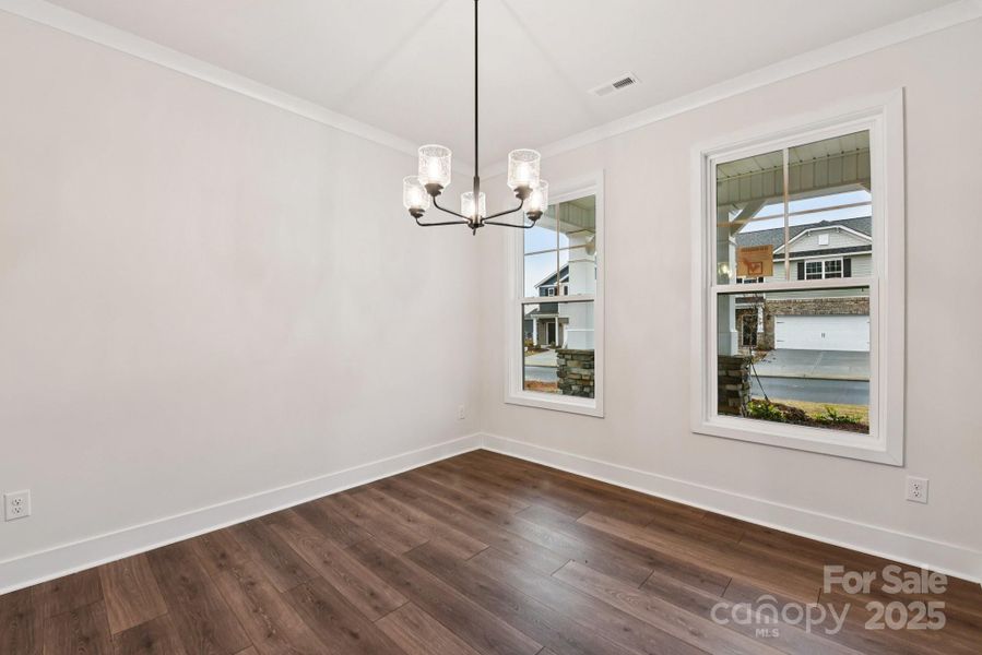 Spacious, unfurnished interior of a new home in Laurelbrook, Sherrills Ford (Image 12).