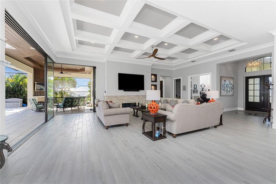 Image 81 of a home in .