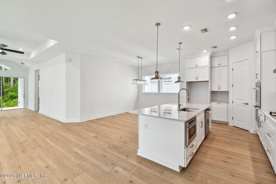 Spacious, unfurnished interior of a new home in Reflections 40' Front Load, Ponte Vedra (Image 26).