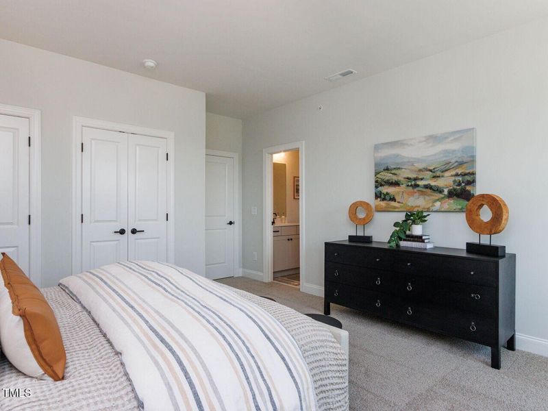 036-1280x960-bedroom 036-1280x960-bedroom