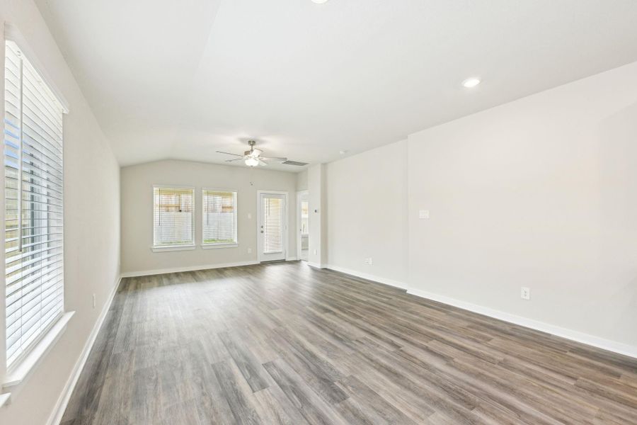 Photo is not of the actual home but is an inspirational photo of builder’s model home and may depict options, furnishings, and/or decorator features that are not included.