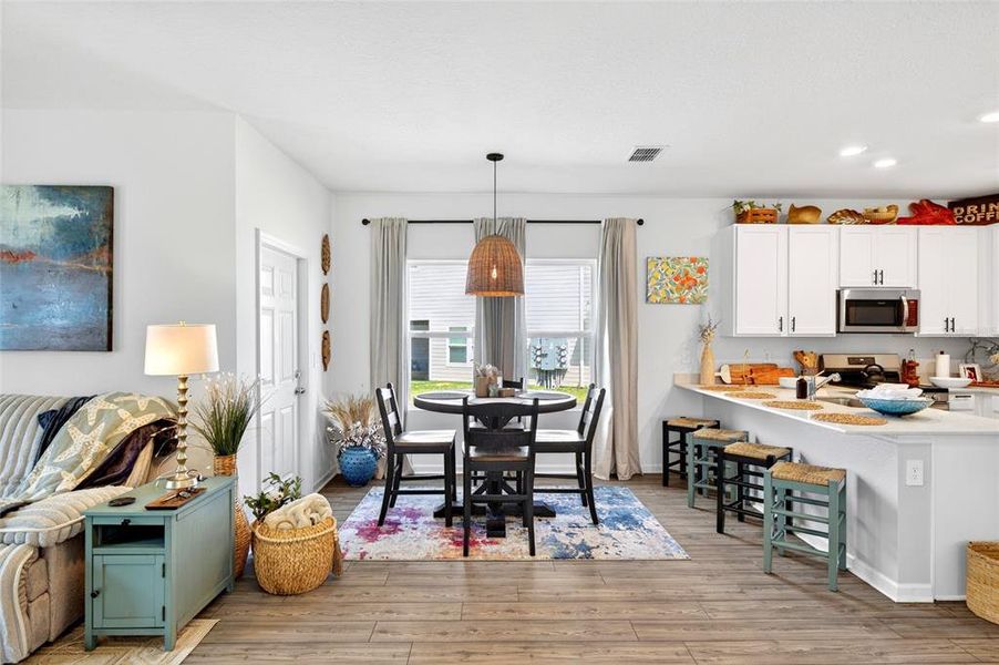 Furnished interior view inside a new home in , Ocala (Image 8).
