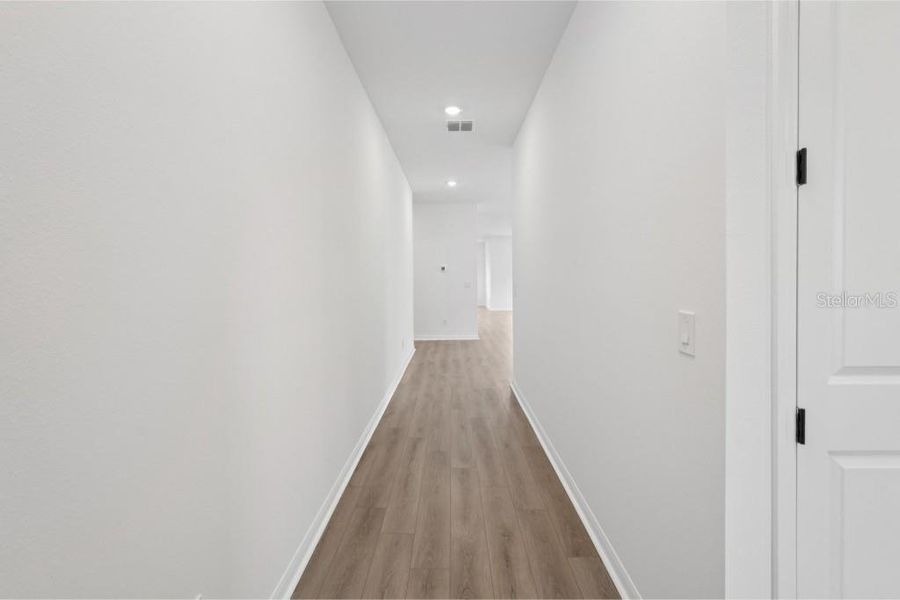 Spacious, unfurnished interior of a new home in Sunbrooke, St. Cloud (Image 20). Spacious, unfurnished interior of a new home in Sunbrooke, St. Cloud (Image 20).