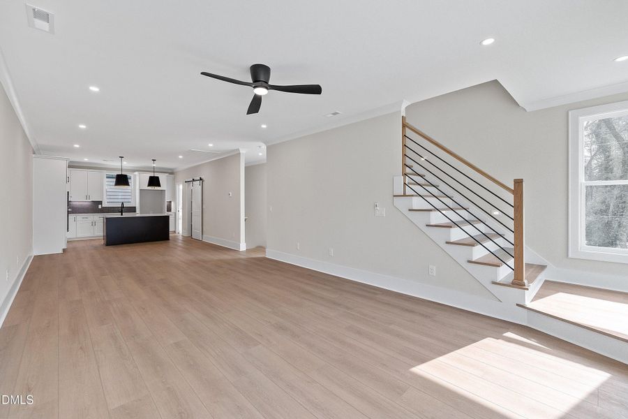 22-223 S West St _1637 22-223 S West St _1637