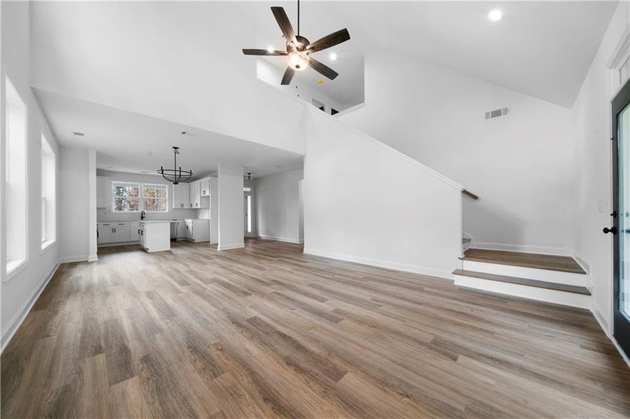 Spacious, unfurnished interior of a new home in , Dallas (Image 13).