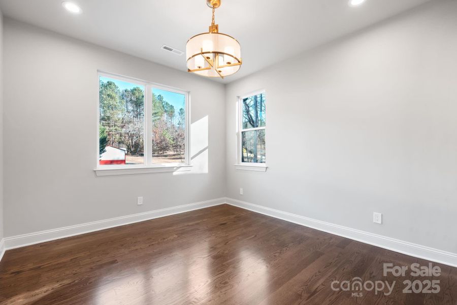 Spacious, unfurnished interior of a new home in , Granite Falls (Image 25).