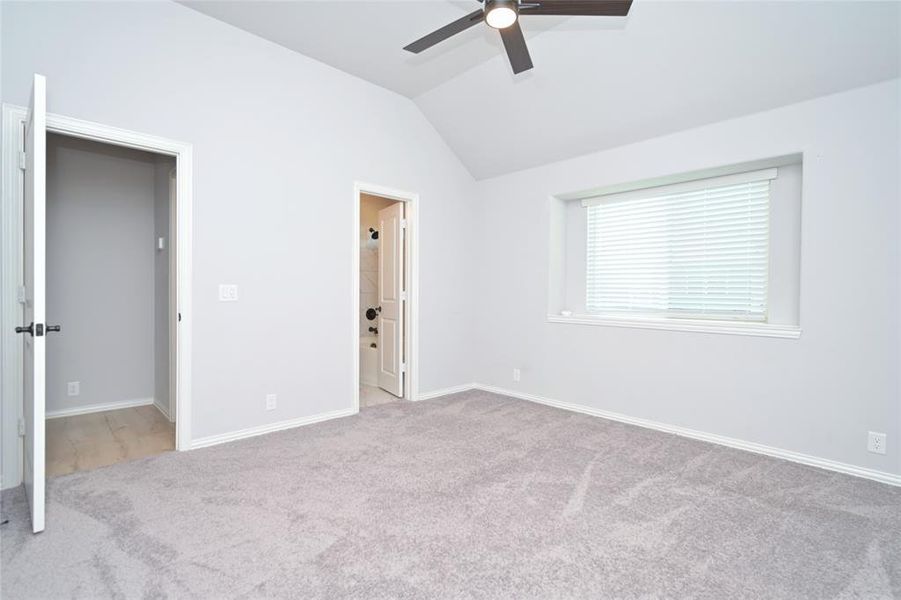 Spacious, unfurnished interior of a new home in Coyote Crossing, Godley (Image 25).