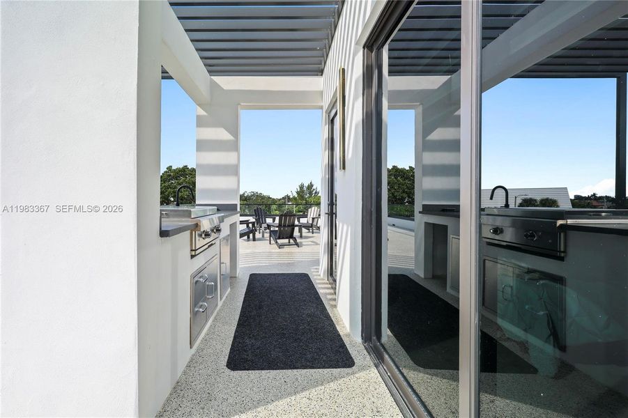 Exterior details and patio area of a home in , Fort Lauderdale (Image 45).