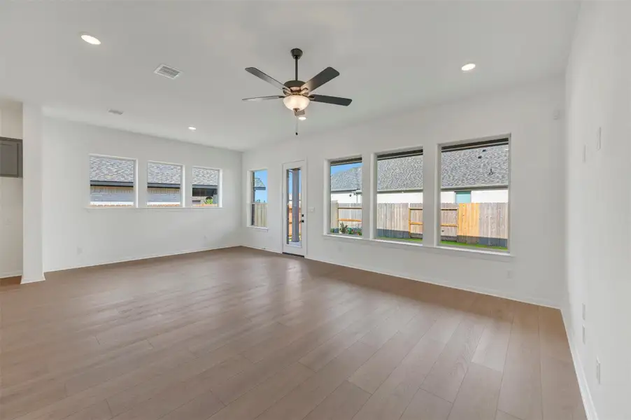 Spacious, unfurnished interior of a new home in Escondido - Retreat Collection, Magnolia (Image 20).