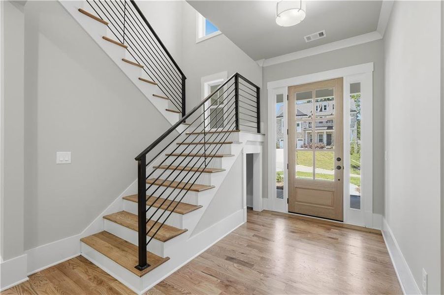 Spacious, unfurnished interior of a new home in , Jefferson (Image 26).