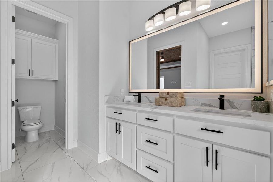 Furnished interior view inside a new home in , Celeste (Image 8).