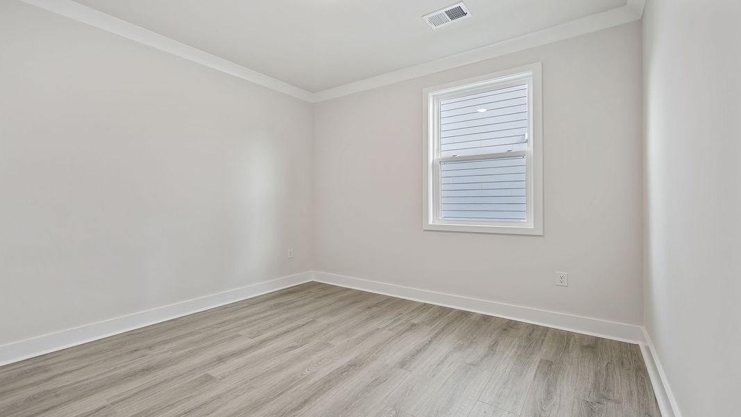 Spacious, unfurnished interior of a new home in Adams Glen, Mauldin (Image 14).