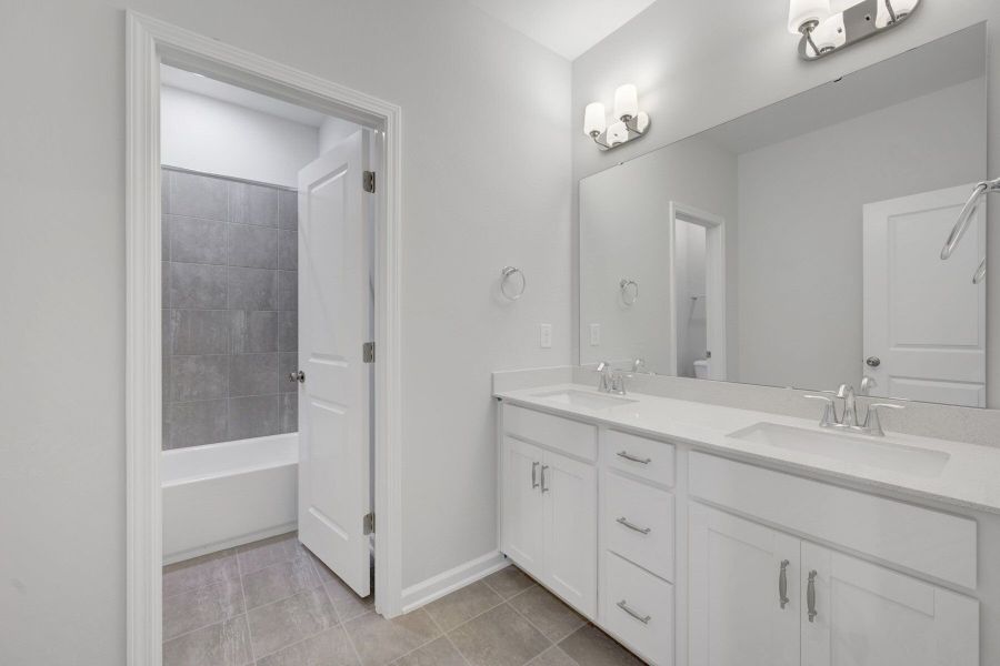 Owner's Bathroom Owner's Bathroom