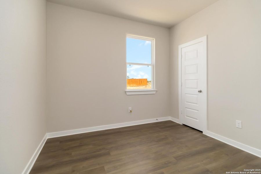 Spacious, unfurnished interior of a new home in Applewhite Meadows, San Antonio (Image 20).