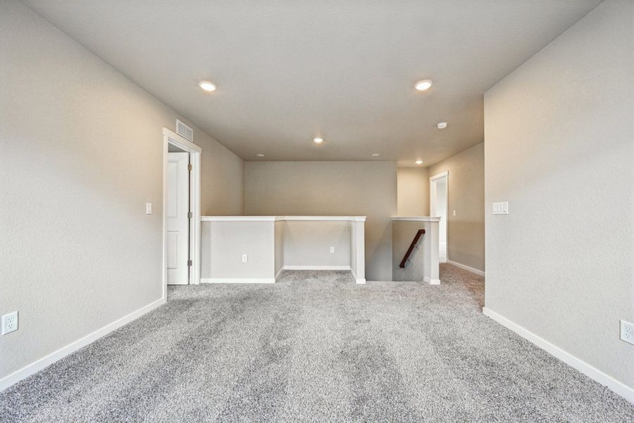 Spacious, unfurnished interior of a new home in Ridge at Lorson Ranch, Colorado Springs (Image 37). Spacious, unfurnished interior of a new home in Ridge at Lorson Ranch, Colorado Springs (Image 37).