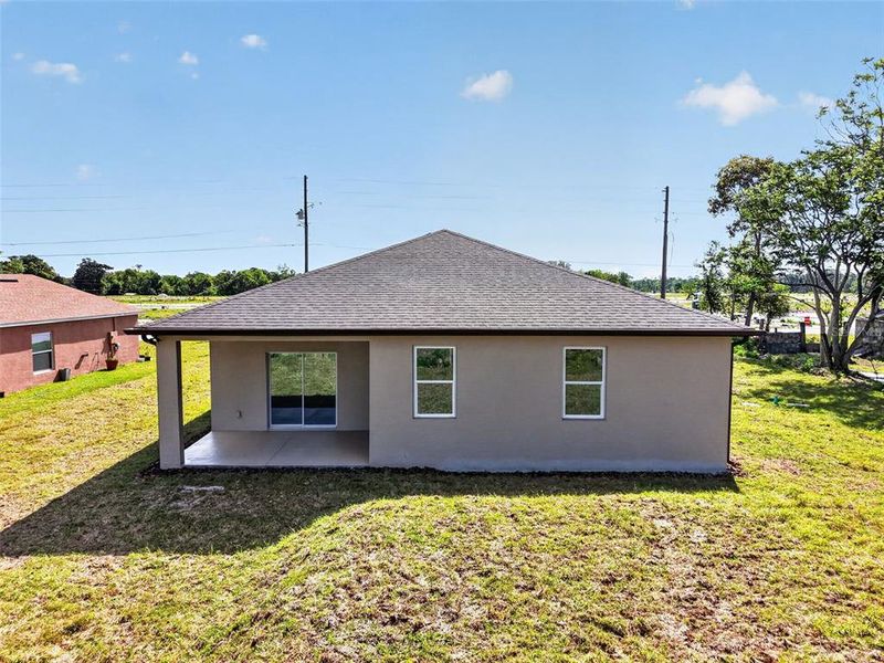 Exterior details and patio area of a home in , Umatilla (Image 19).