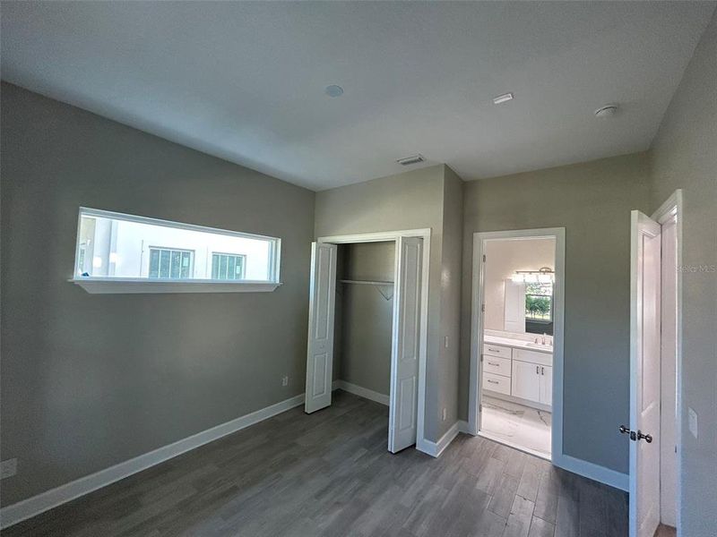 Spacious, unfurnished interior of a new home in , St. Petersburg (Image 21). Spacious, unfurnished interior of a new home in , St. Petersburg (Image 21).