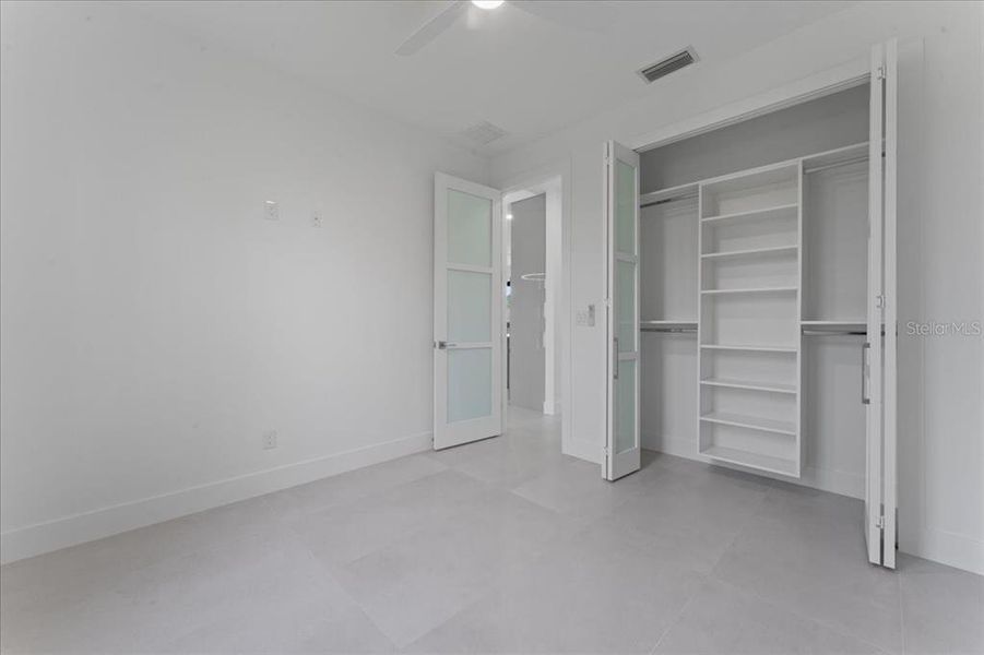 Spacious, unfurnished interior of a new home in , Lehigh Acres (Image 21).