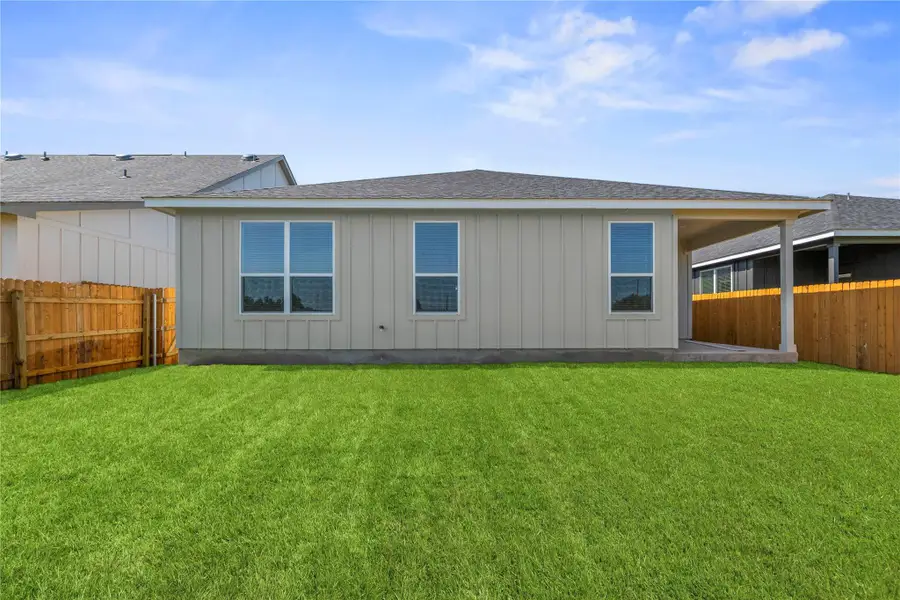 Please Note: These exterior photos are not of the actual home but are of a completed one with a similar floor plan. Finishes, features, and layouts may vary. Please Note: These exterior photos are not of the actual home but are of a completed one with a similar floor plan. Finishes, features, and layouts may vary.