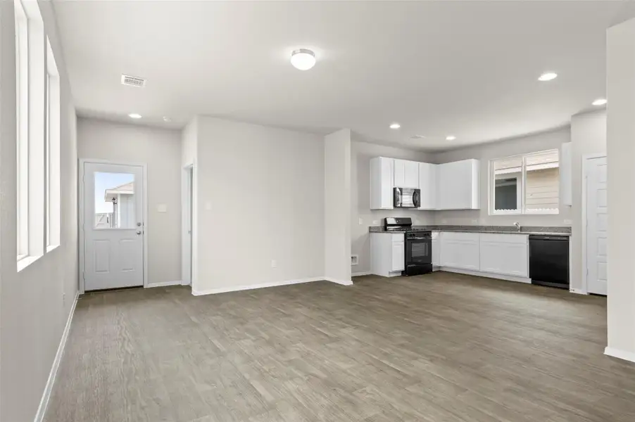 Image 27 of a home in Casetta Ranch.