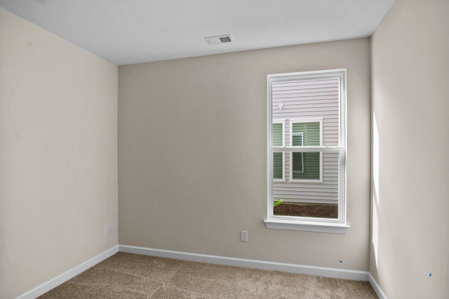Spacious, unfurnished interior of a new home in Bridgewater - Shorehaven Village, Little River (Image 17).