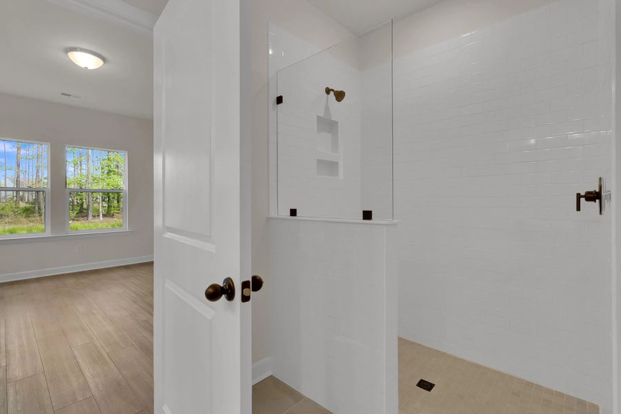 Similar Palmetto floorplan with Artisan Collection - Features and finishes may vary