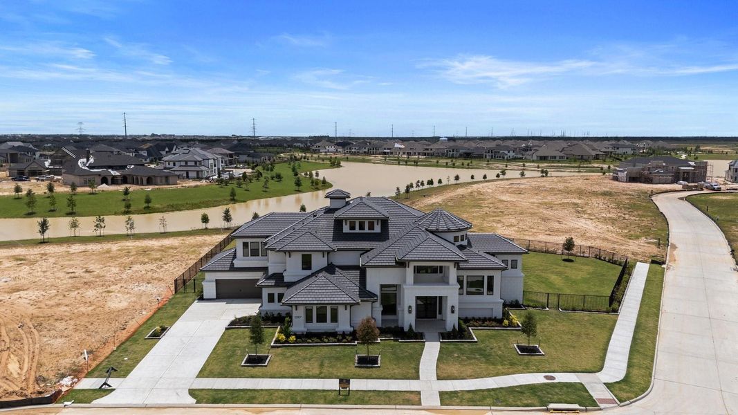 Impressive GRAND VILLA VECCHIO Plan by FEDRICK HARRIS HOMES progressing well. This phenomenal residence includes 5 Bedrooms, 6.5 Bathrooms, and a 4-car Garage on a corner, cul-de-sac lot and wonderful waterfront view. Impressive GRAND VILLA VECCHIO Plan by FEDRICK HARRIS HOMES progressing well. This phenomenal residence includes 5 Bedrooms, 6.5 Bathrooms, and a 4-car Garage on a corner, cul-de-sac lot and wonderful waterfront view.