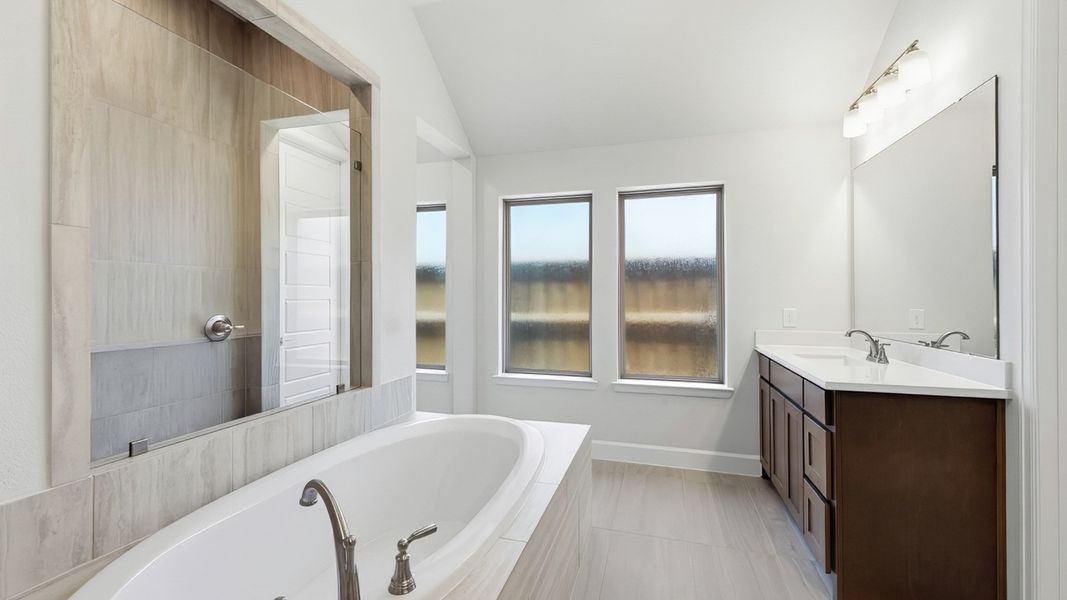 Furnished interior view inside a new home in Hillstead, Lavon (Image 14).