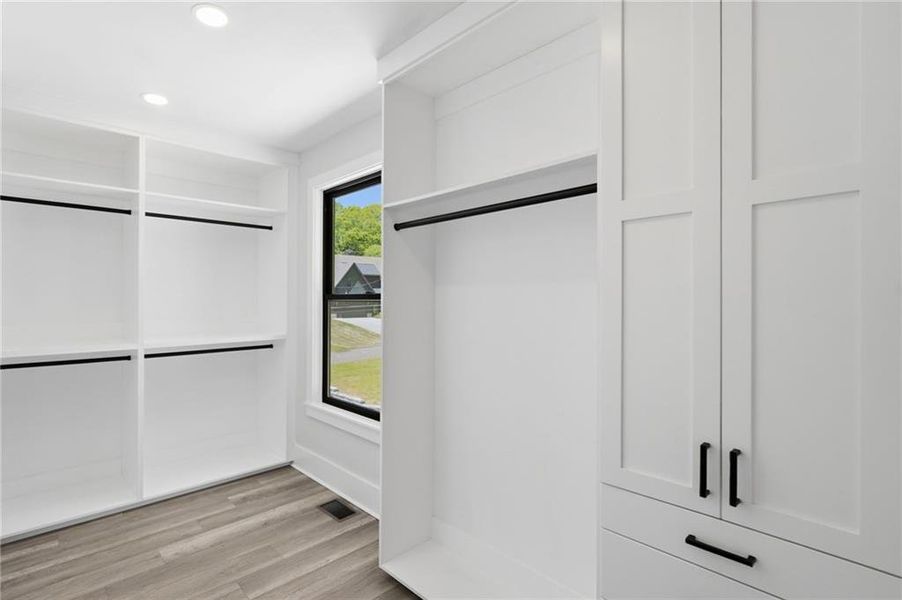 Image 79 of a home in .