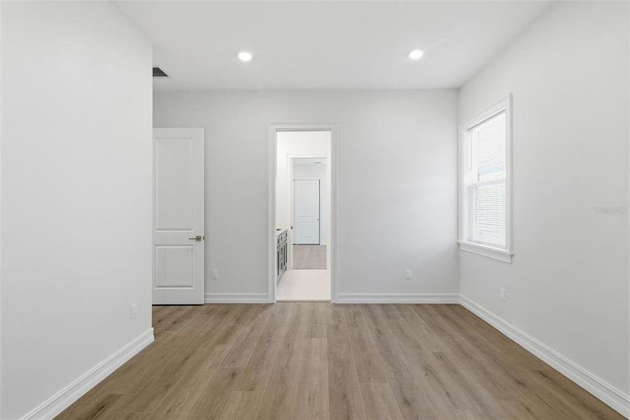 Spacious, unfurnished interior of a new home in , St. Petersburg (Image 22). Spacious, unfurnished interior of a new home in , St. Petersburg (Image 22).