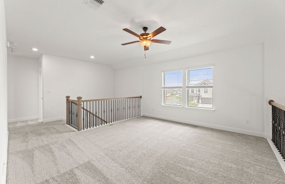Spacious, unfurnished interior of a new home in Santa Rita Ranch, Liberty Hill (Image 40). Spacious, unfurnished interior of a new home in Santa Rita Ranch, Liberty Hill (Image 40).