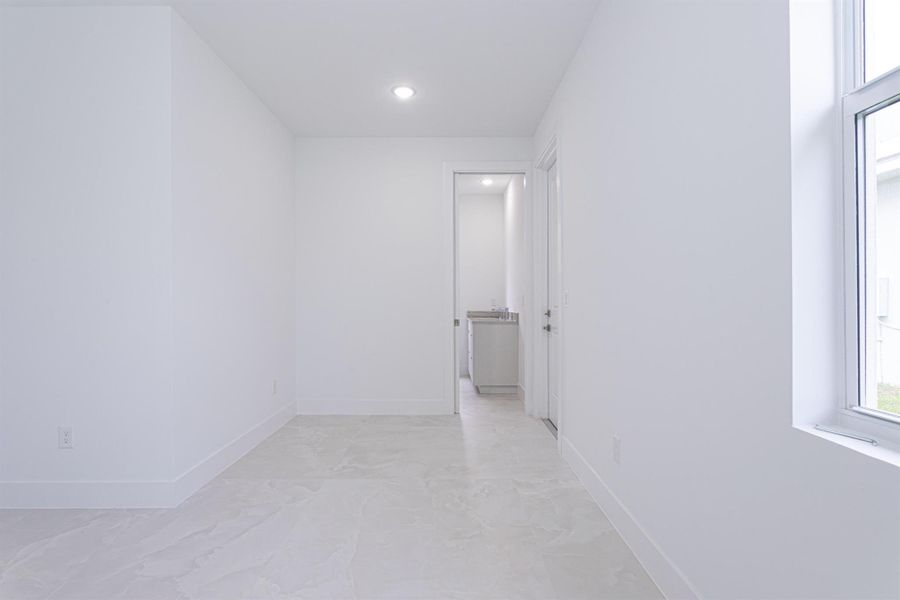 Spacious, unfurnished interior of a new home in , Jupiter (Image 25).